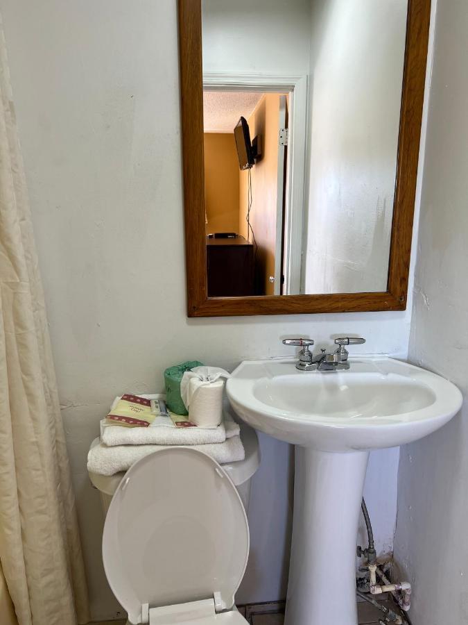 Budget Inn Decatur Priceville Экстерьер фото